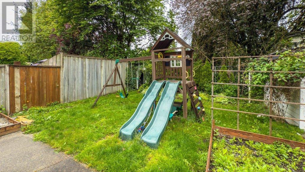 Photo 33 of 20831 River Road, Maple Ridge BC