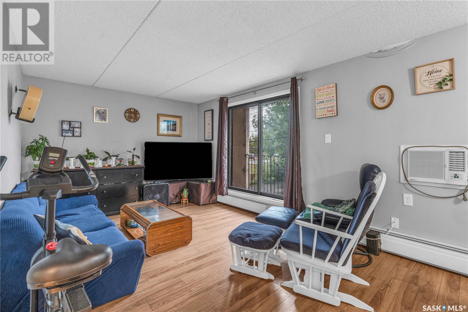 Photo 12 of 101 2125 Osler Street, Regina SK