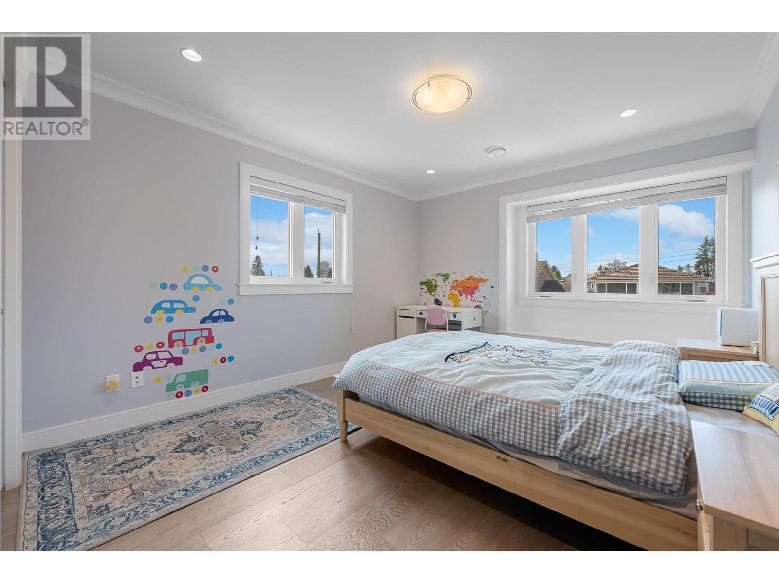 6960 BRYANT COURT, Burnaby