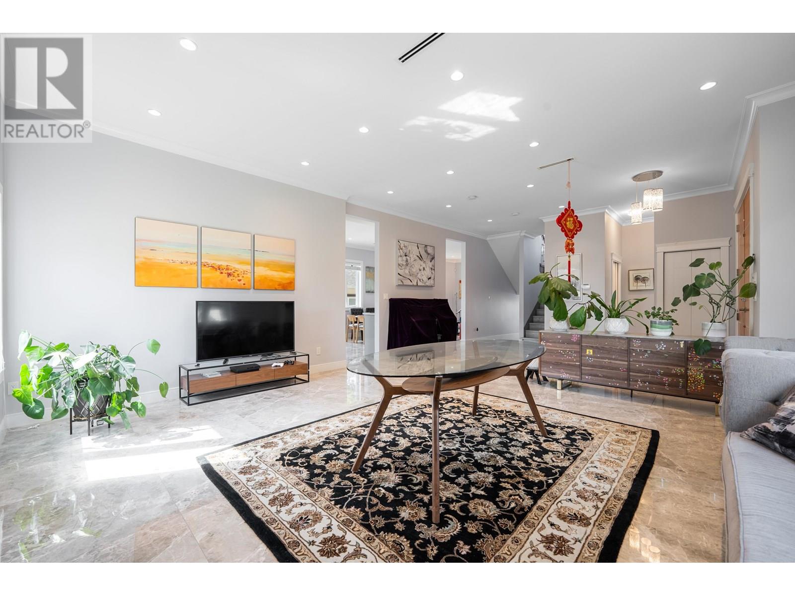 6960 BRYANT COURT, Burnaby