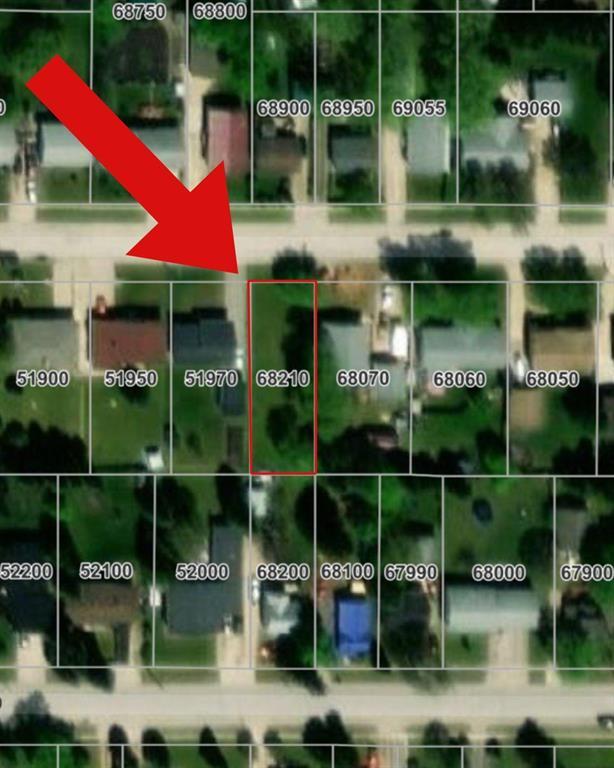 Photo 2 of 622 Pine Avenue, Beausejour MB