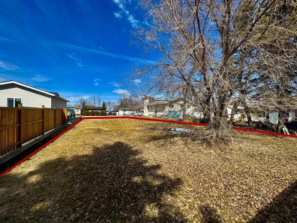 Photo 3 of 622 Pine Avenue, Beausejour MB