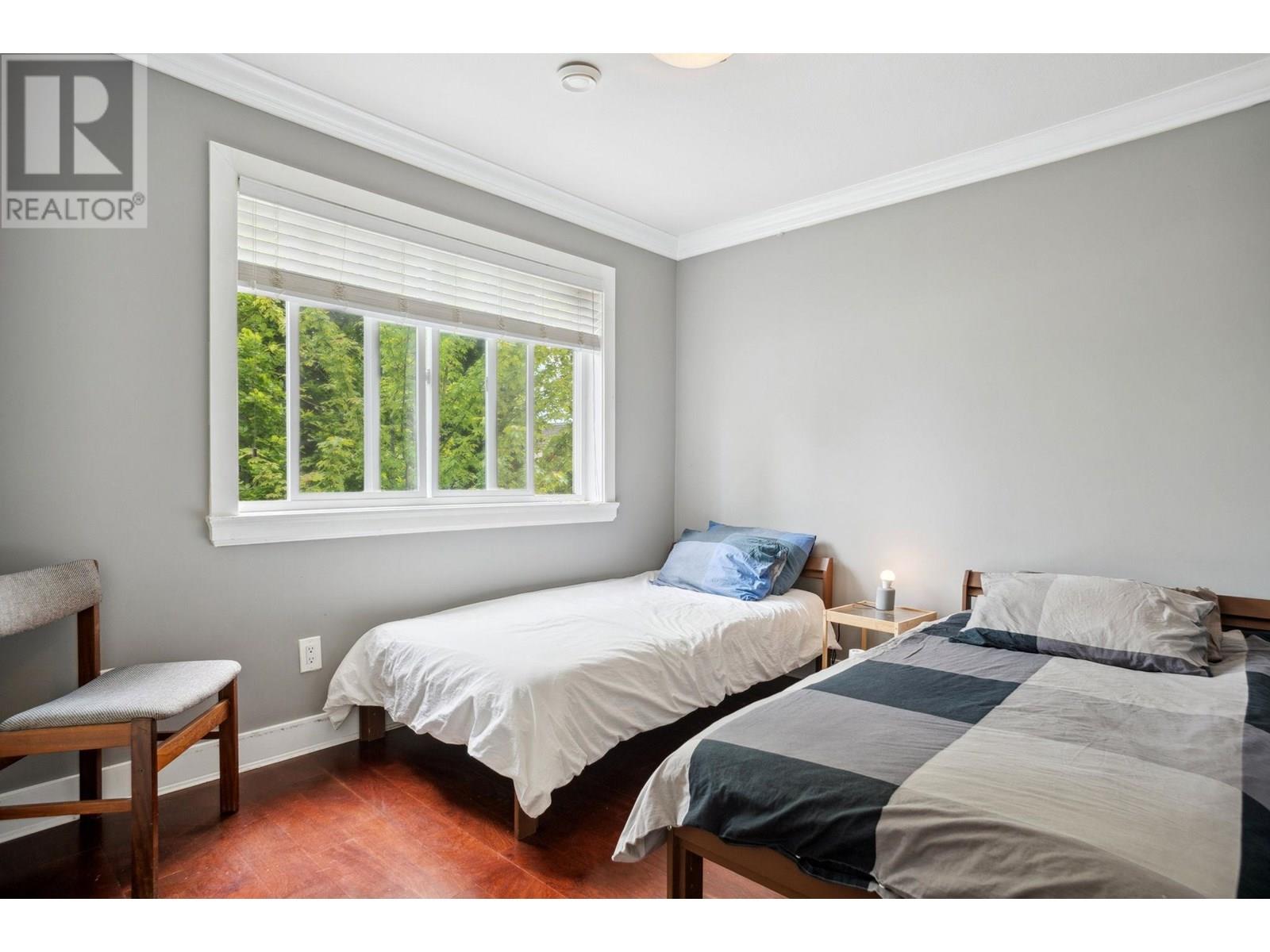 Photo 22 of 5187 Sherbrooke Street, Vancouver BC