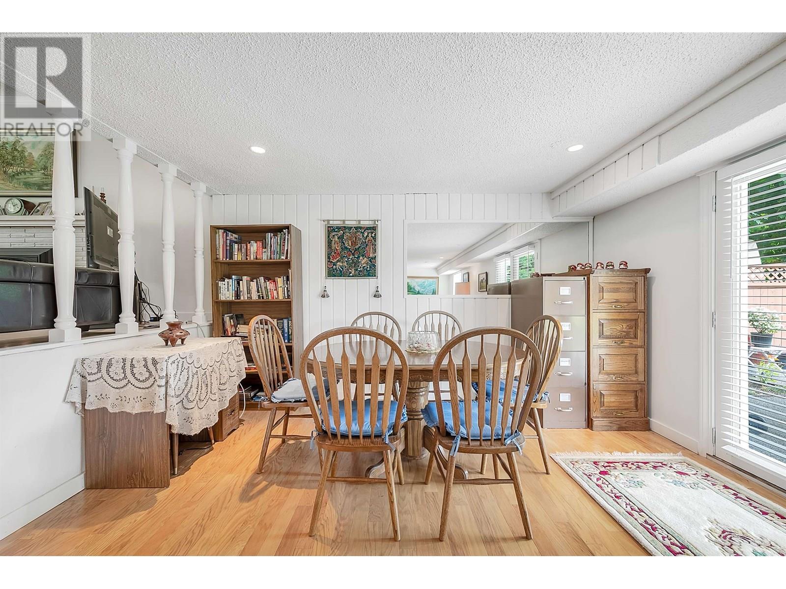 Photo 11 of 5274 12 Avenue, Delta BC