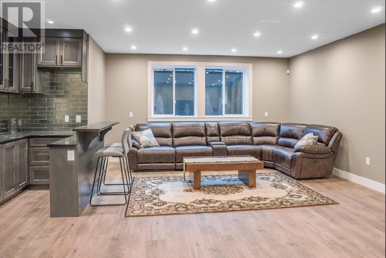 Photo 31 of 1430 Duthie Avenue, Burnaby BC