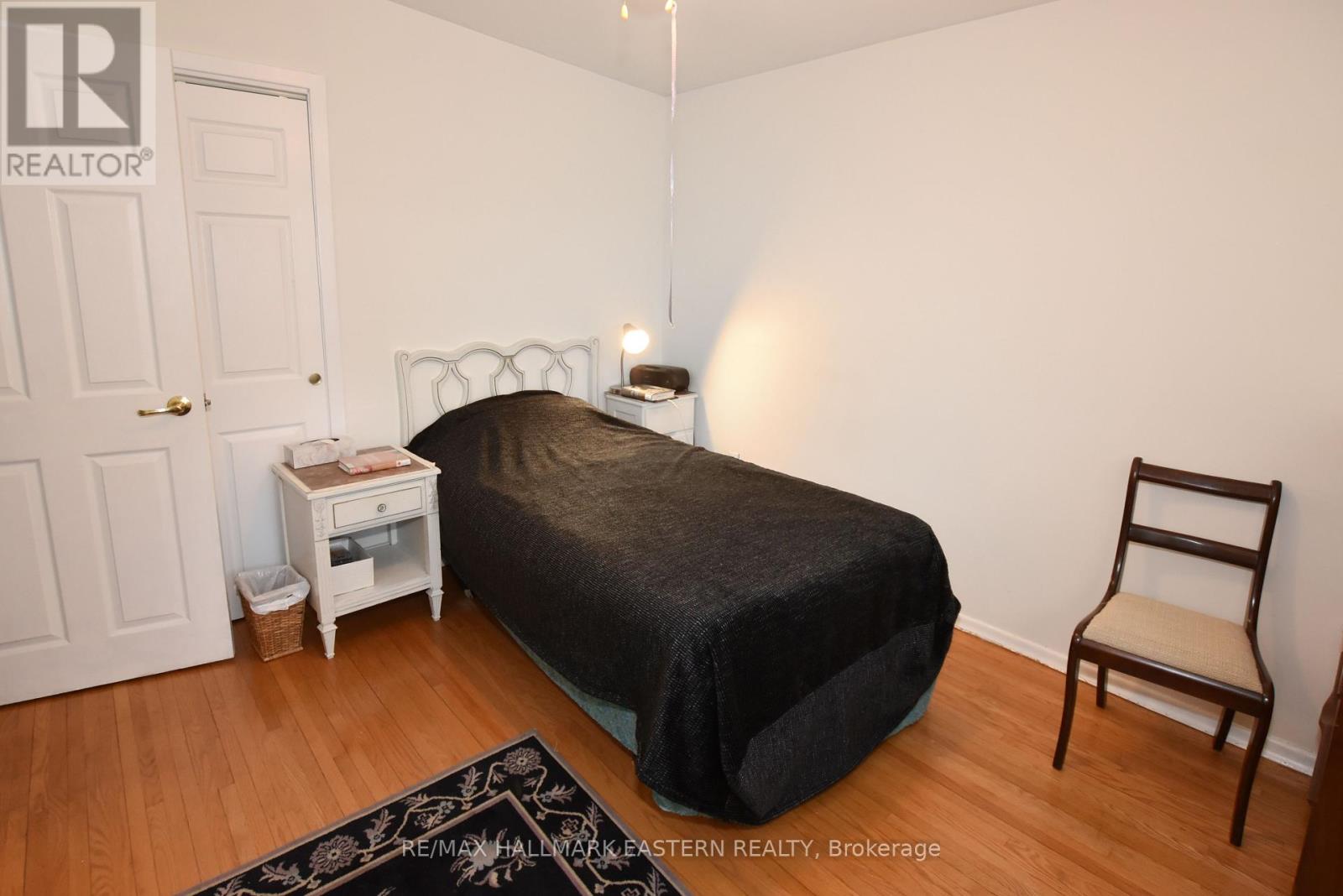 Photo 11 of 276 Greenlawn Avenue, Peterborough North ON