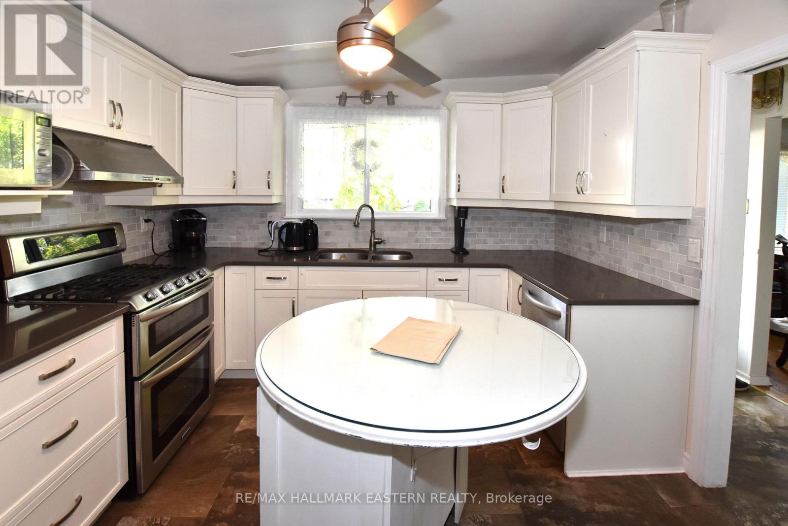 Photo 16 of 276 Greenlawn Avenue, Peterborough North ON