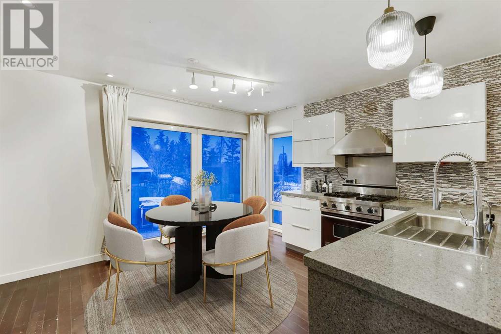 Single Family House for Sale in   Avenue SW Scarboro Calgary 