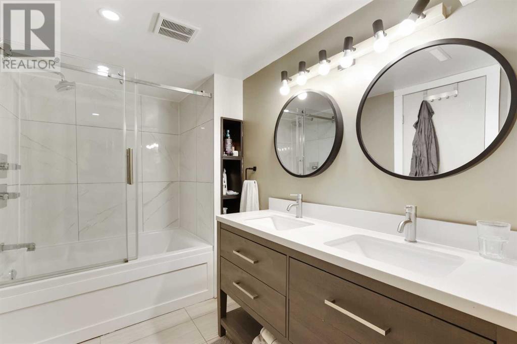 Single Family House for Sale in   Avenue SW Scarboro Calgary 