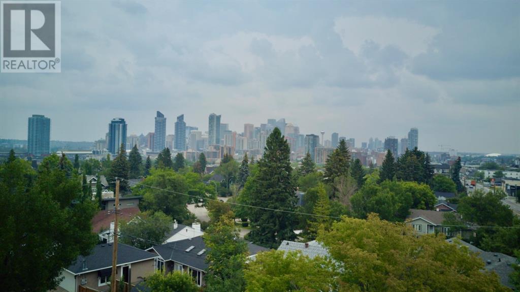 Single Family House for Sale in   Avenue SW Scarboro Calgary 