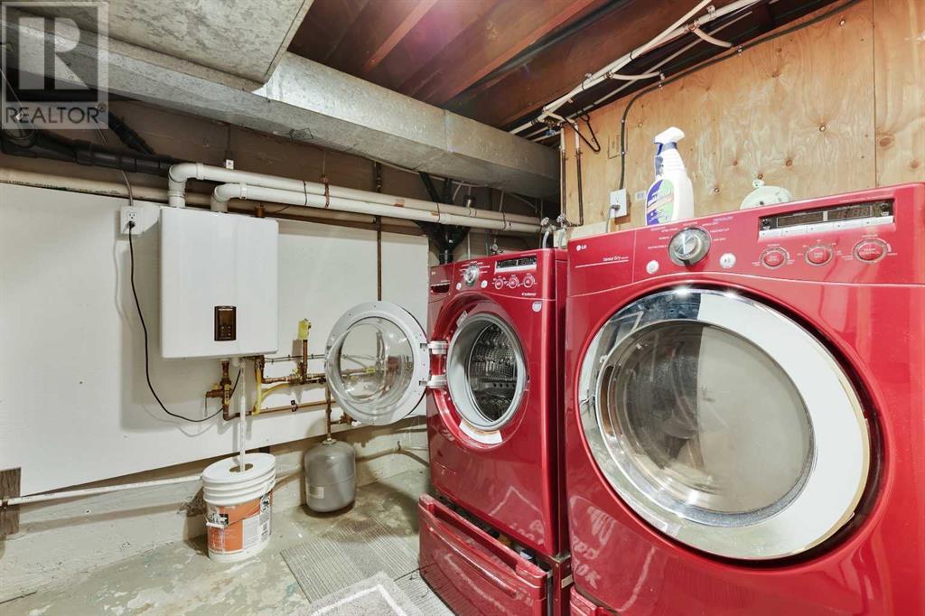 Single Family House for Sale in   Avenue SW Scarboro Calgary 