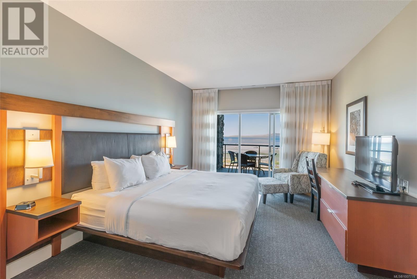 214/213D 181 Beachside Dr, Parksville