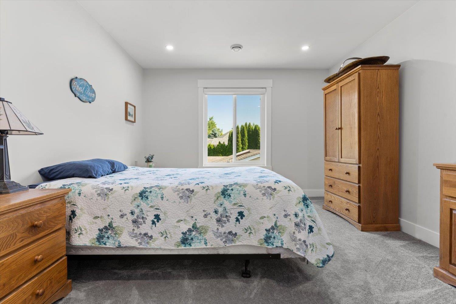835 MYNG CRESCENT, Harrison Hot Springs, Harrison Hot Springs