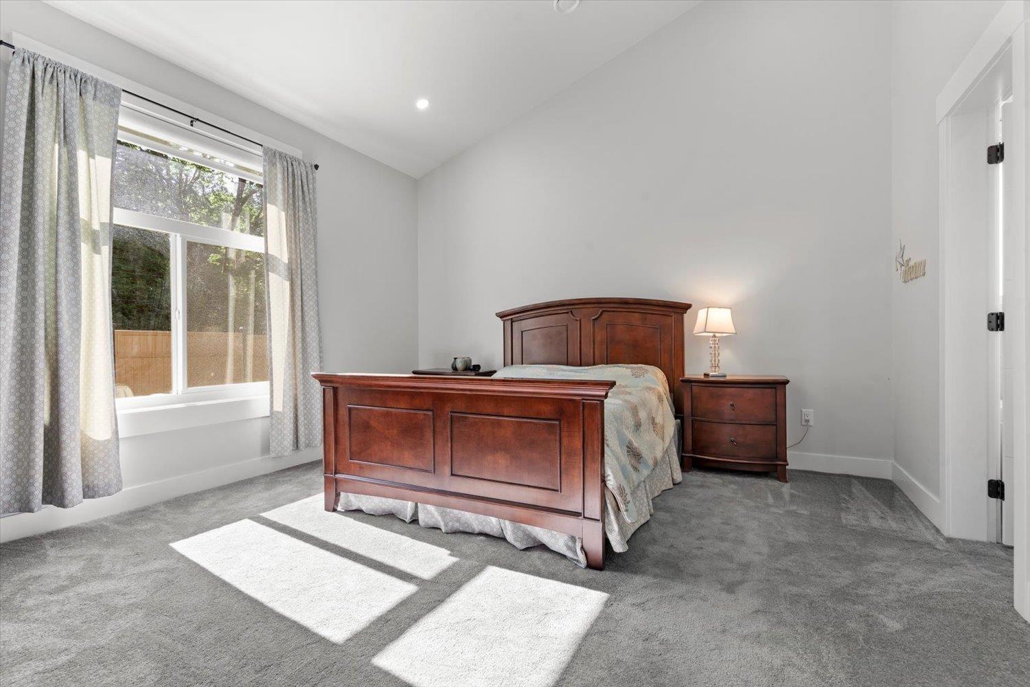 835 MYNG CRESCENT, Harrison Hot Springs, Harrison Hot Springs