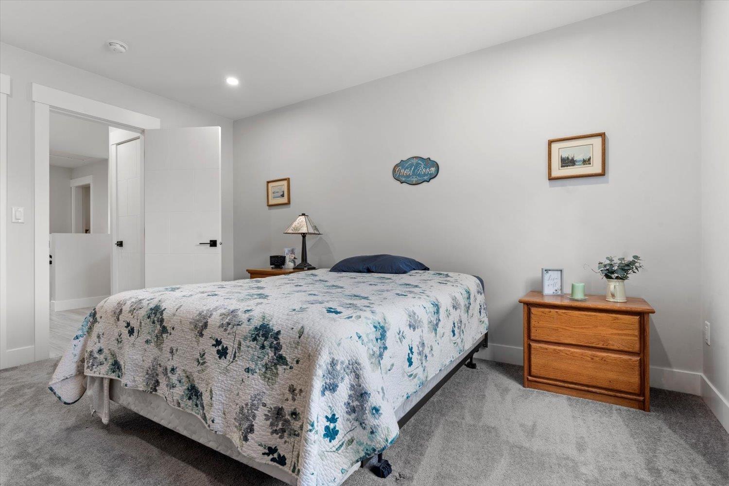 835 MYNG CRESCENT, Harrison Hot Springs, Harrison Hot Springs
