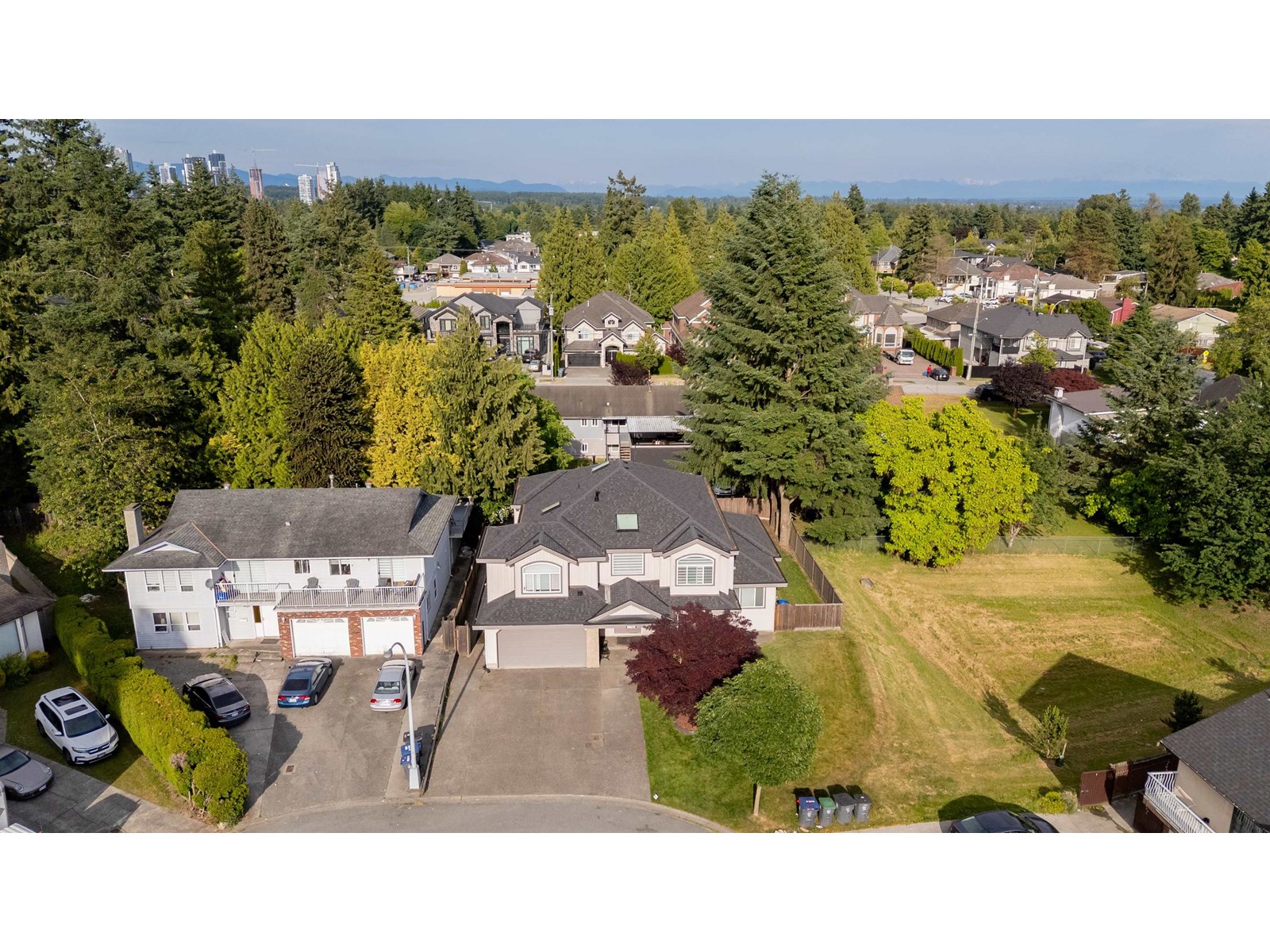 Photo 37 of 12462 93 A Avenue, Surrey BC