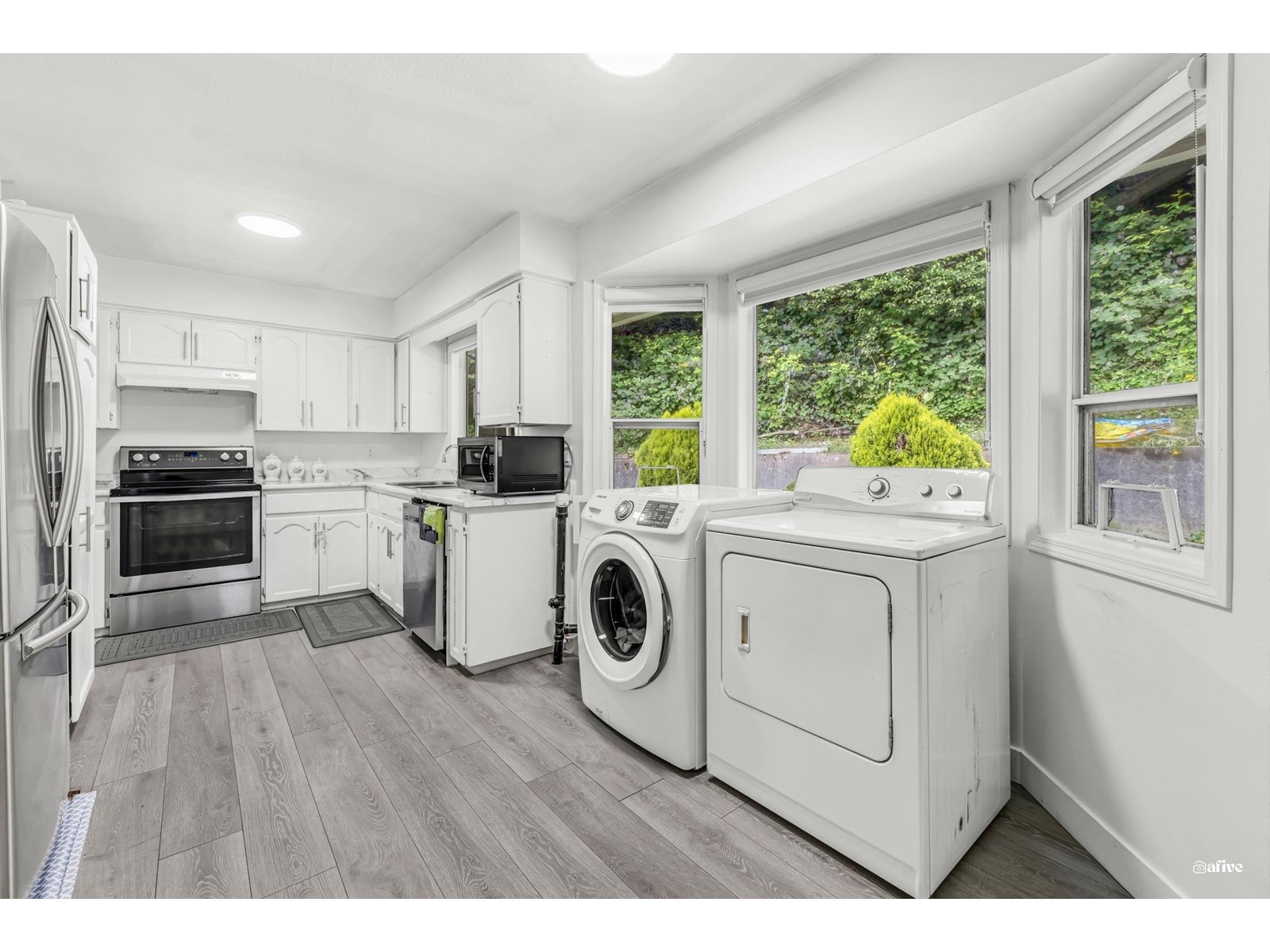 Photo 13 of 3047 Crossley Drive, Abbotsford BC