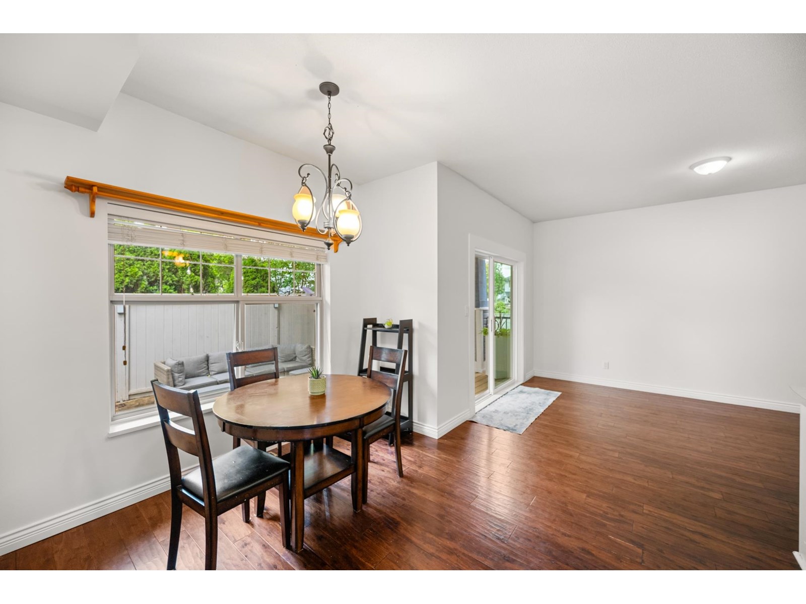 Photo 10 of 15 8675 209 Street, Langley BC
