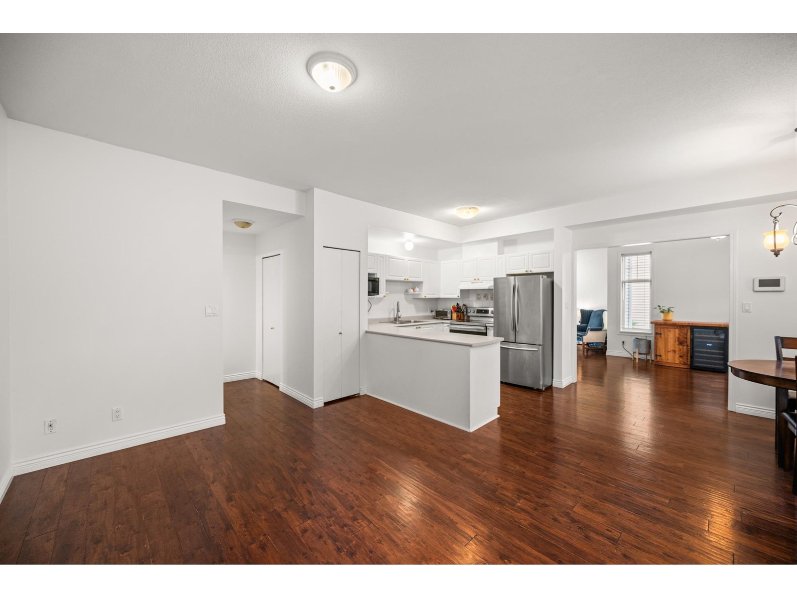 Photo 14 of 15 8675 209 Street, Langley BC