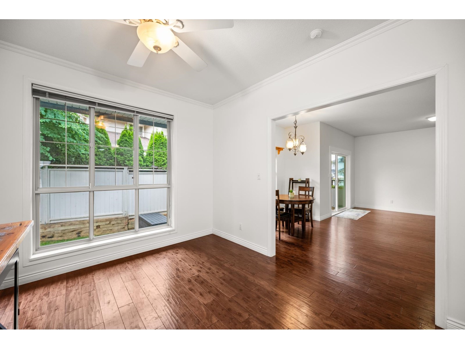 Photo 9 of 15 8675 209 Street, Langley BC