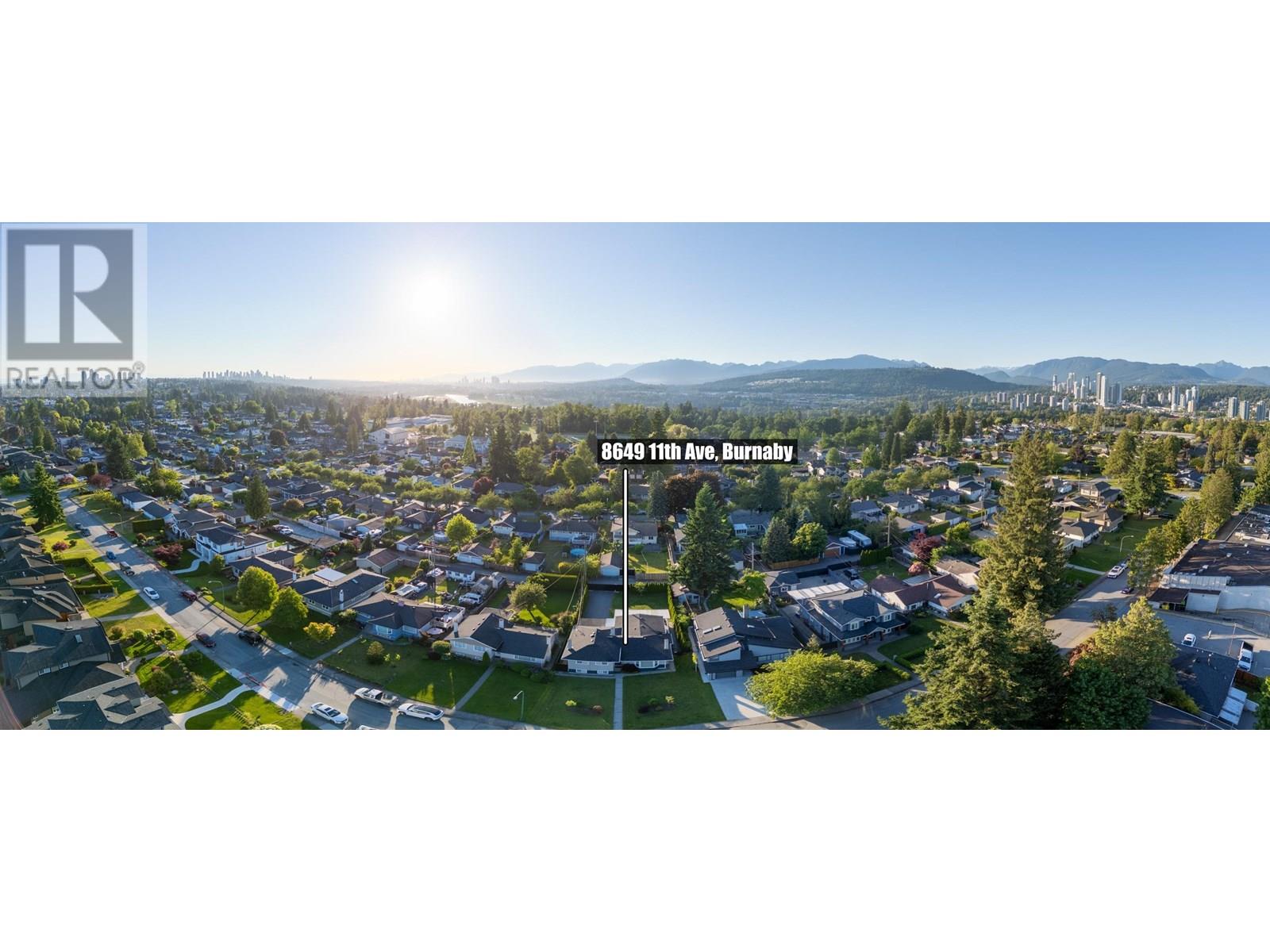 Photo 29 of 8649 11 Th Avenue, Burnaby BC