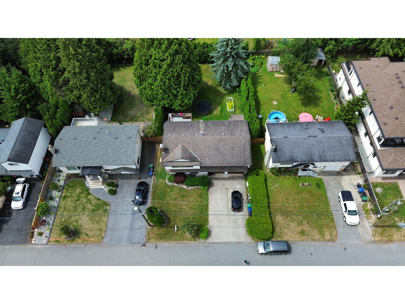 Photo 1 of 9781 154 Street, Surrey BC
