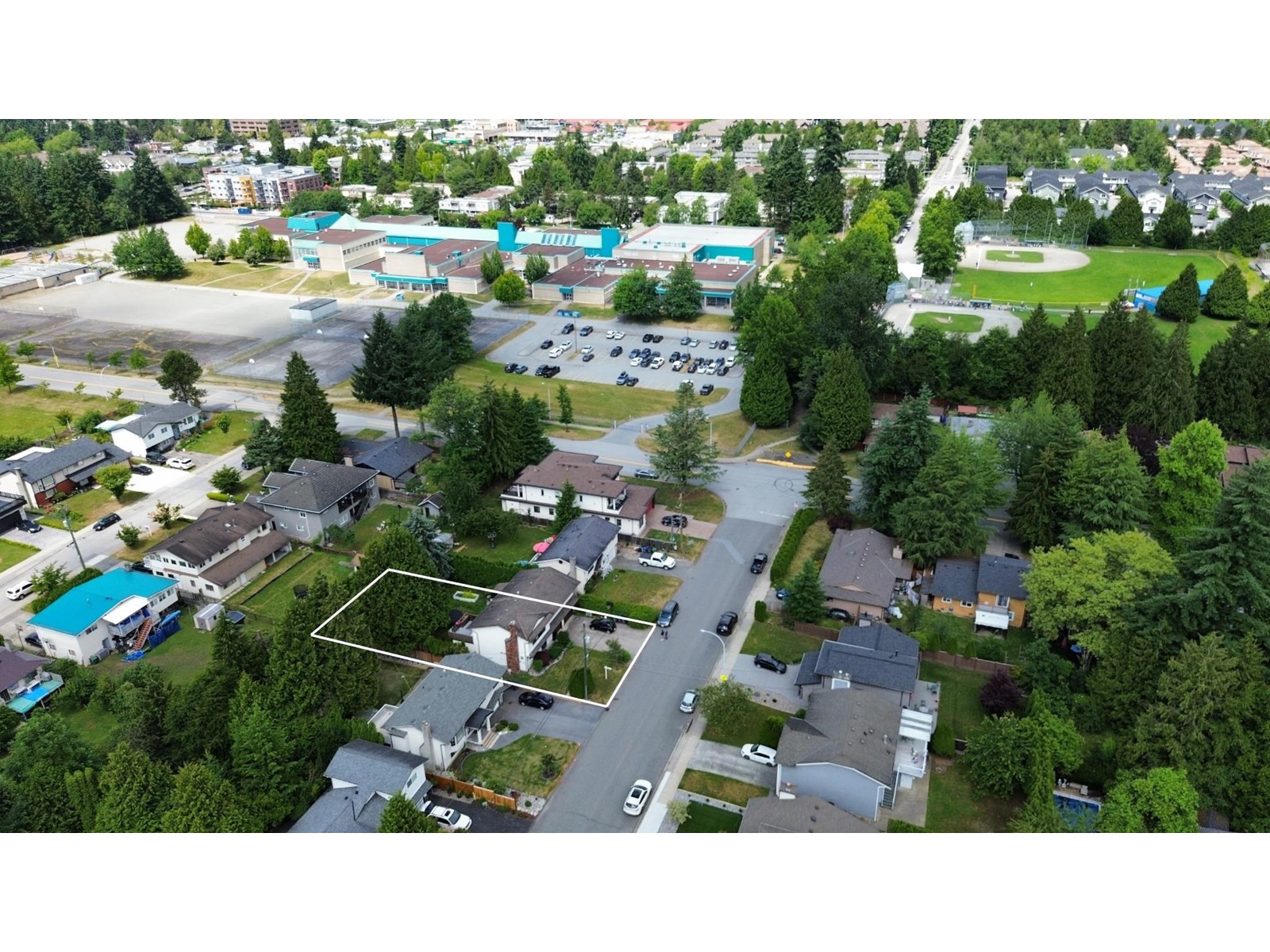 Photo 20 of 9781 154 Street, Surrey BC