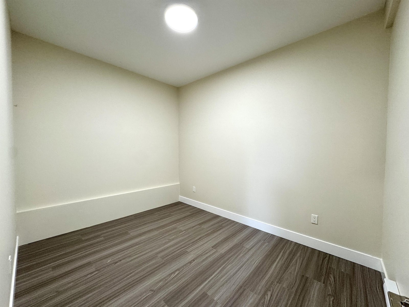 Photo 13 of 9781 154 Street, Surrey BC