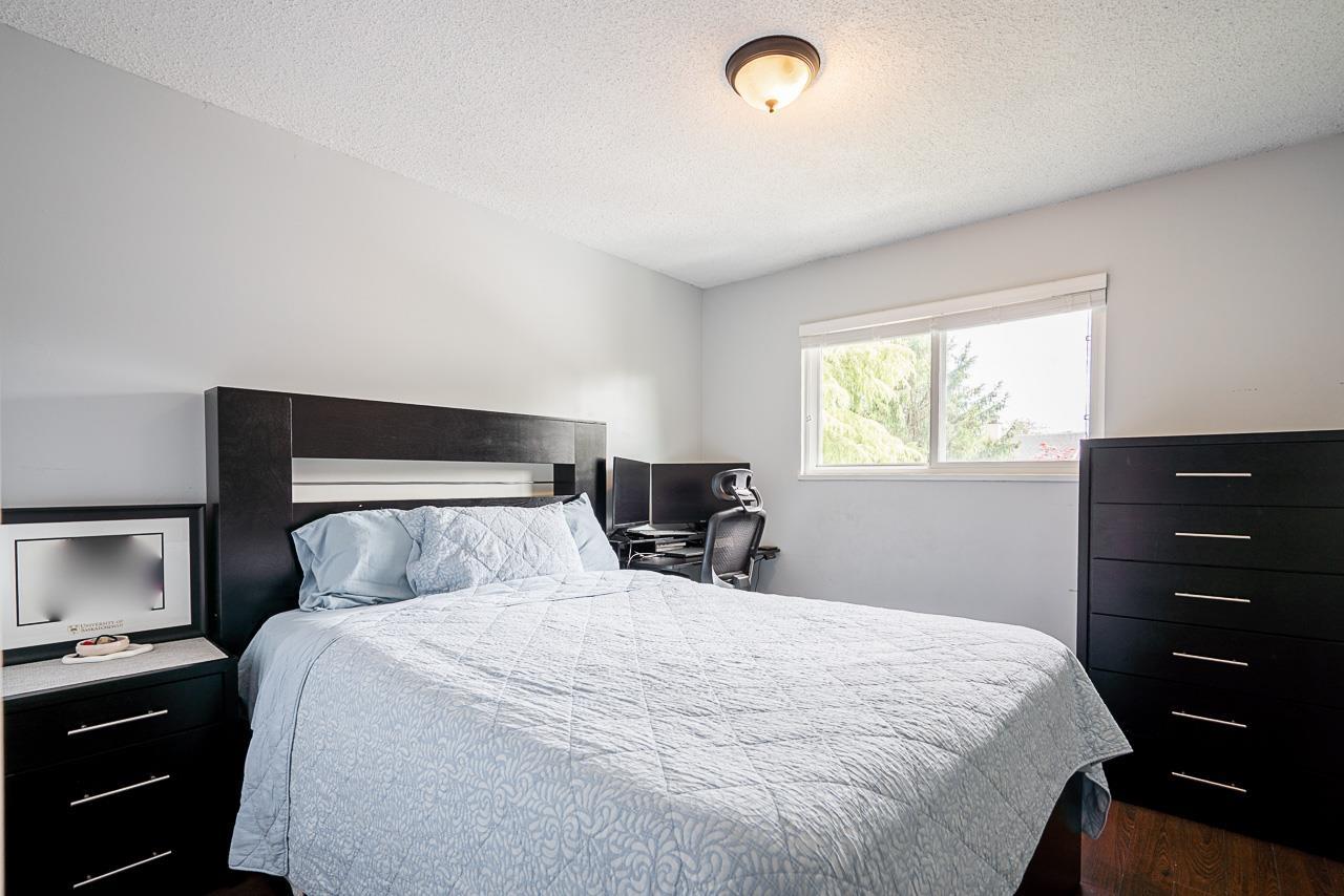 Photo 15 of 12991 65 A Avenue, Surrey BC