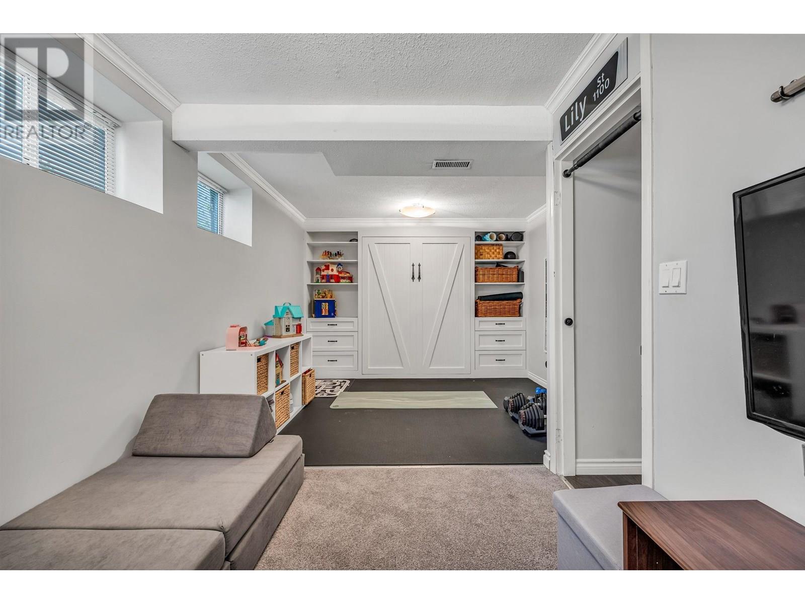 Photo 26 of 333 Blair Avenue, New Westminster BC