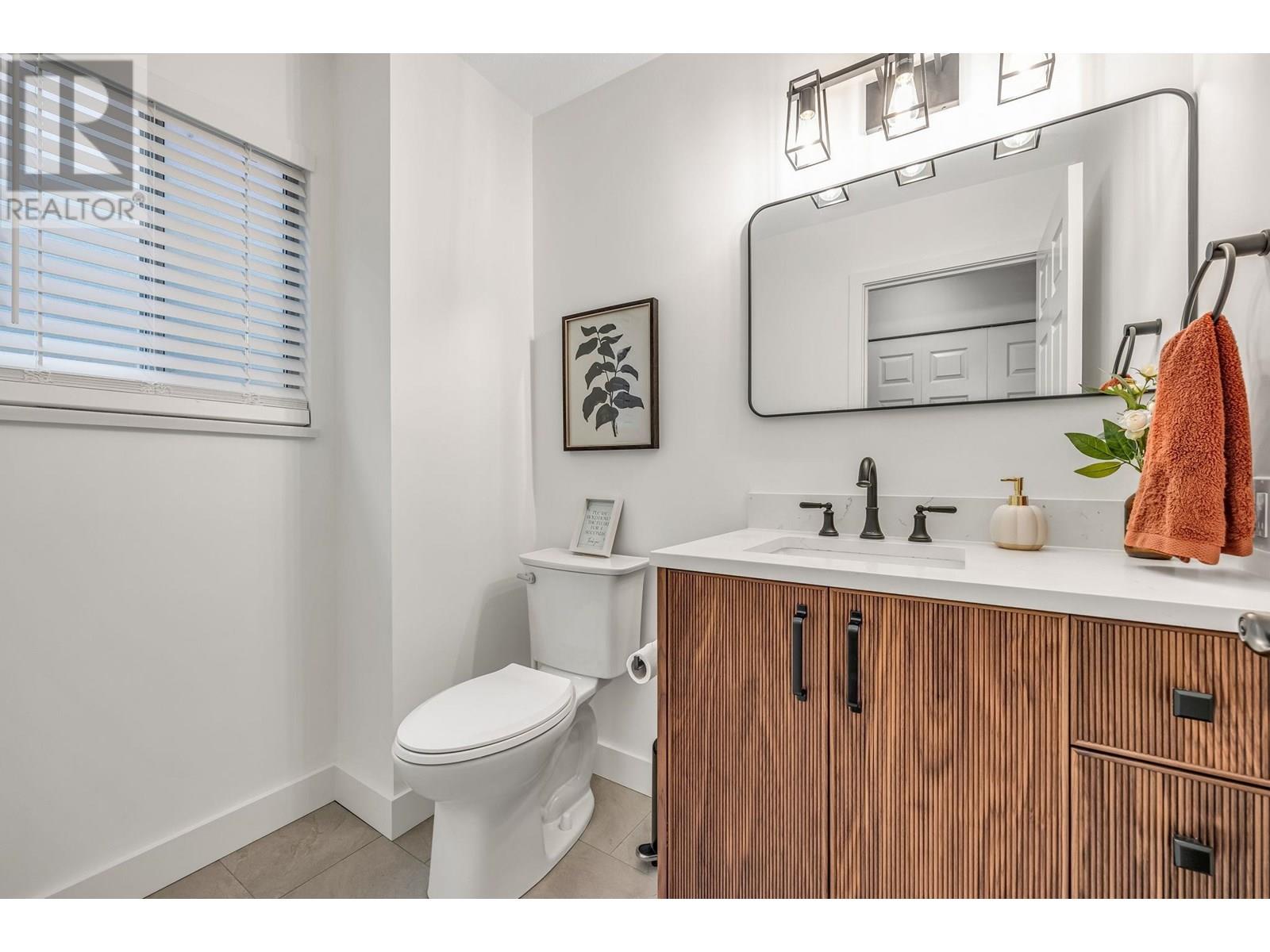 Photo 28 of 333 Blair Avenue, New Westminster BC