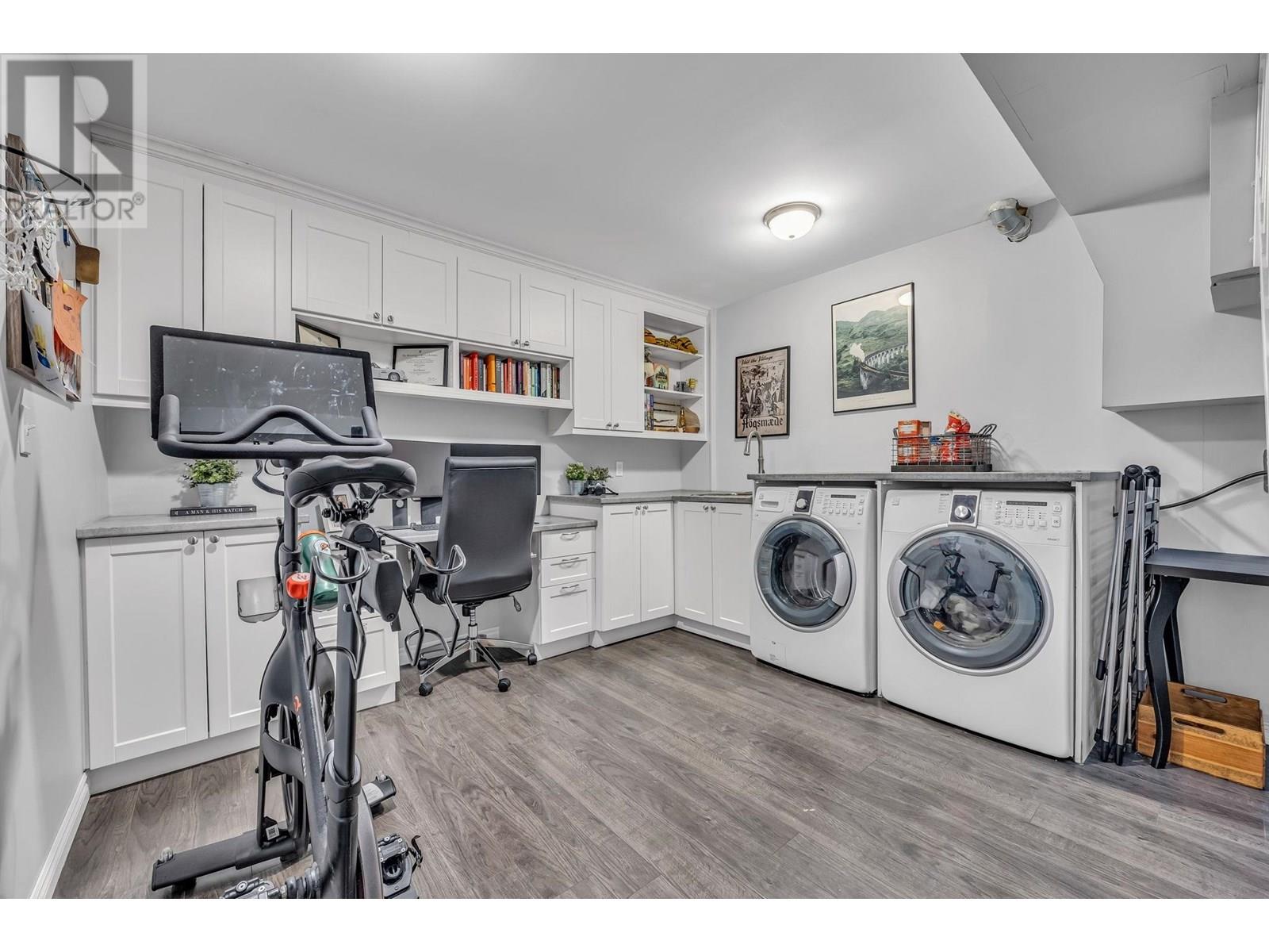 Photo 29 of 333 Blair Avenue, New Westminster BC