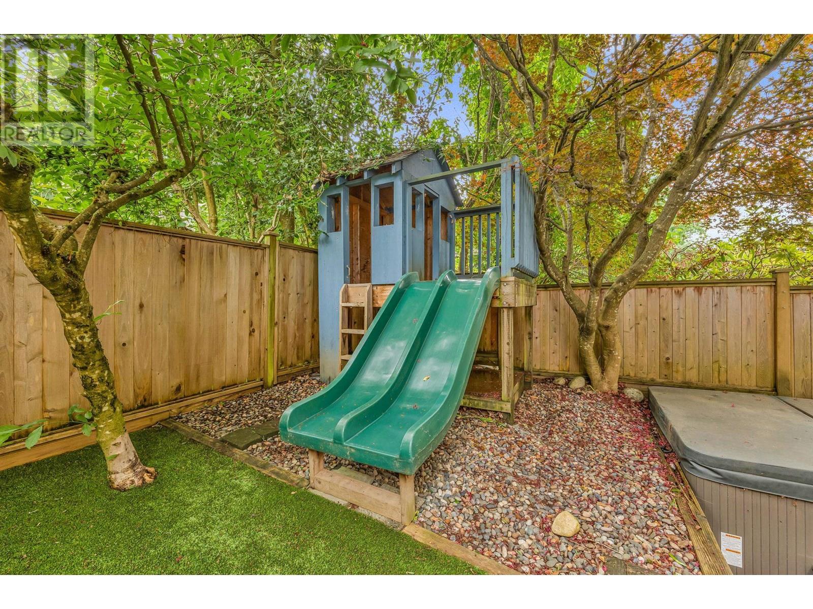 Photo 34 of 333 Blair Avenue, New Westminster BC