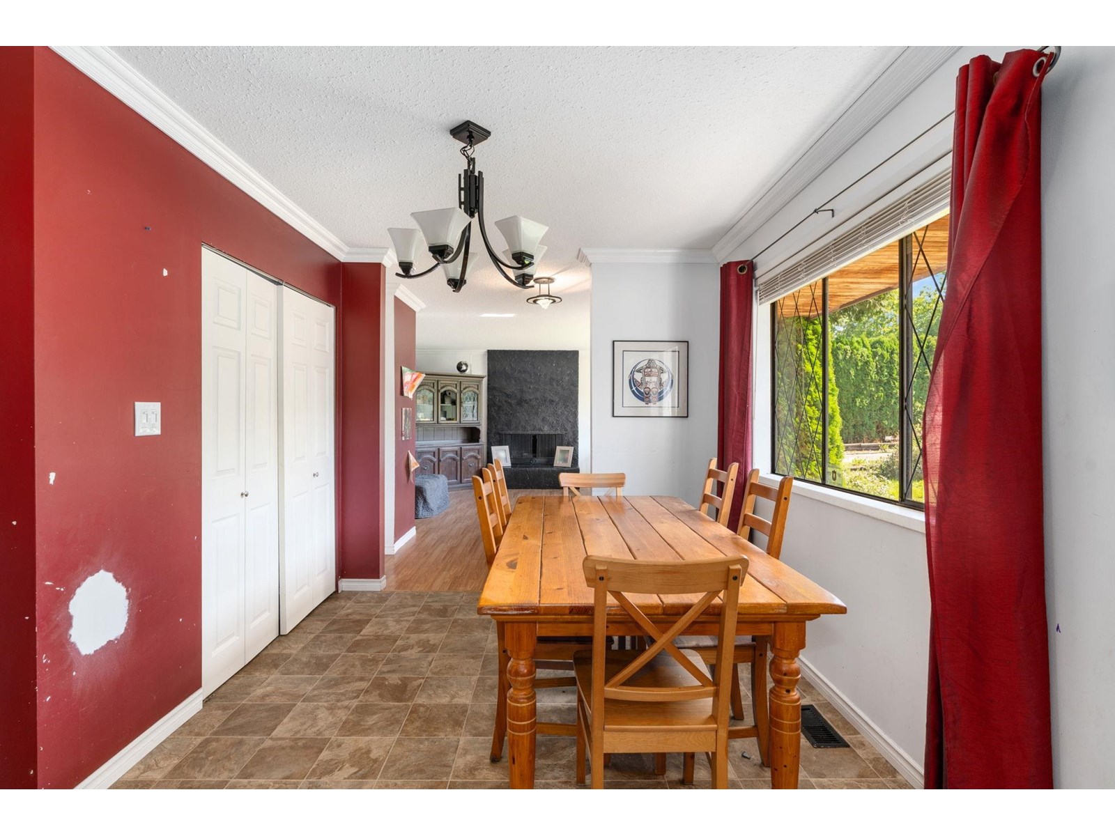 Photo 11 of 20277 36 Avenue, Langley BC