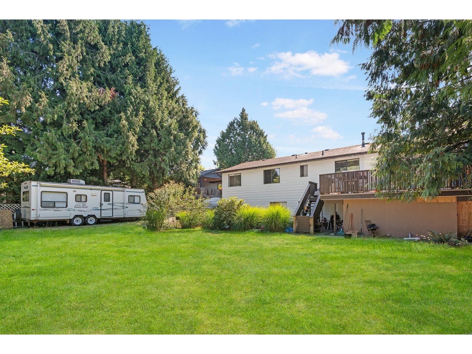 Photo 21 of 20277 36 Avenue, Langley BC