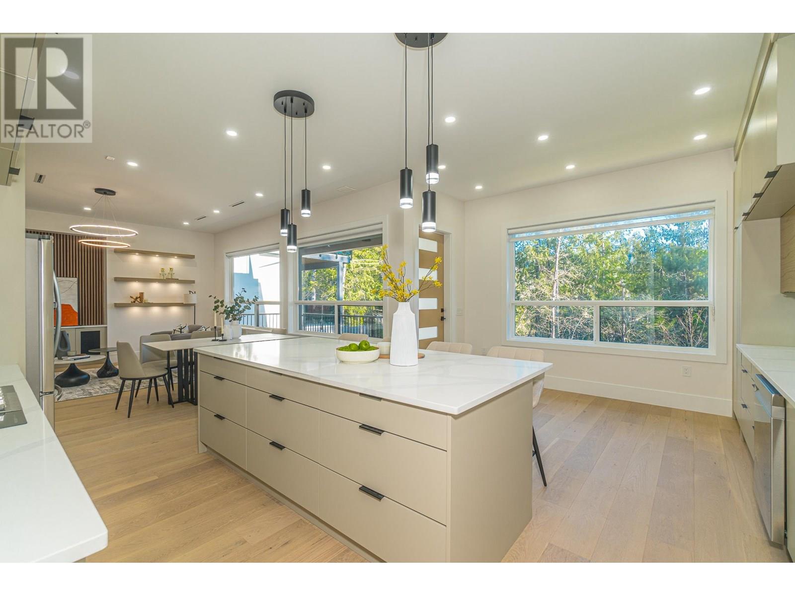 Photo 13 of 1409 Pipeline Place, Coquitlam BC