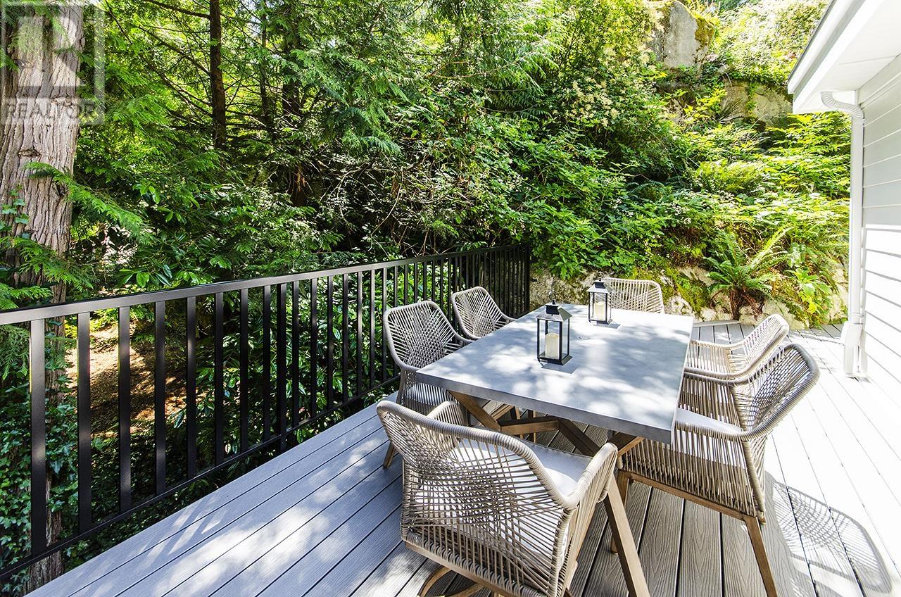 Photo 30 of 4002 Bayridge Avenue, West Vancouver BC