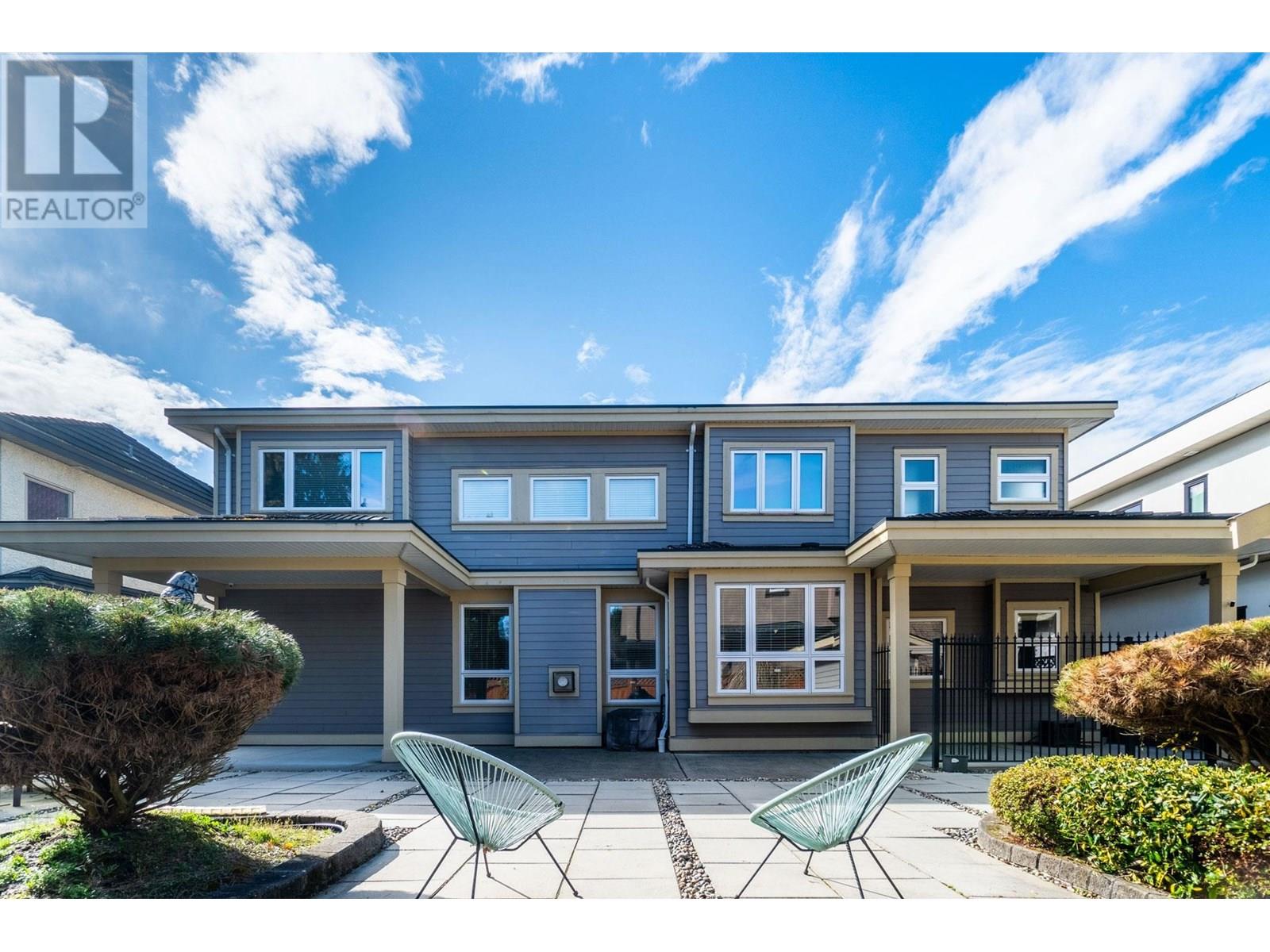 Photo 3 of 9028 Pinewell Crescent, Richmond BC