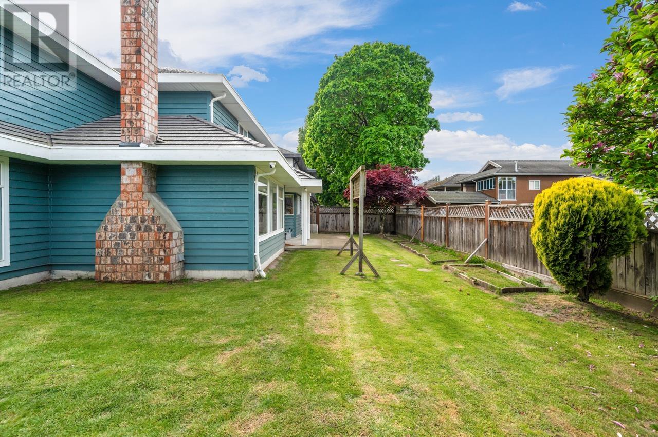 Photo 4 of 6071 Livingstone Place, Richmond BC