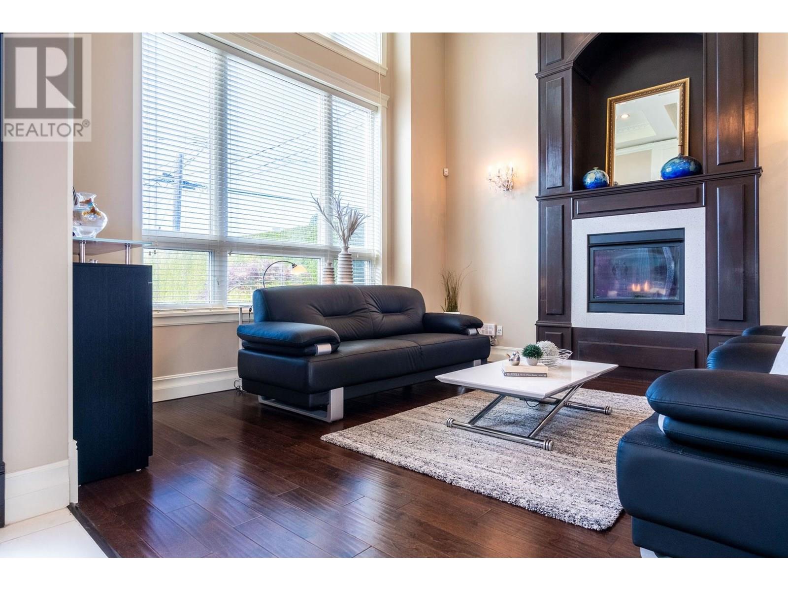 Photo 2 of 9028 Pinewell Crescent, Richmond BC