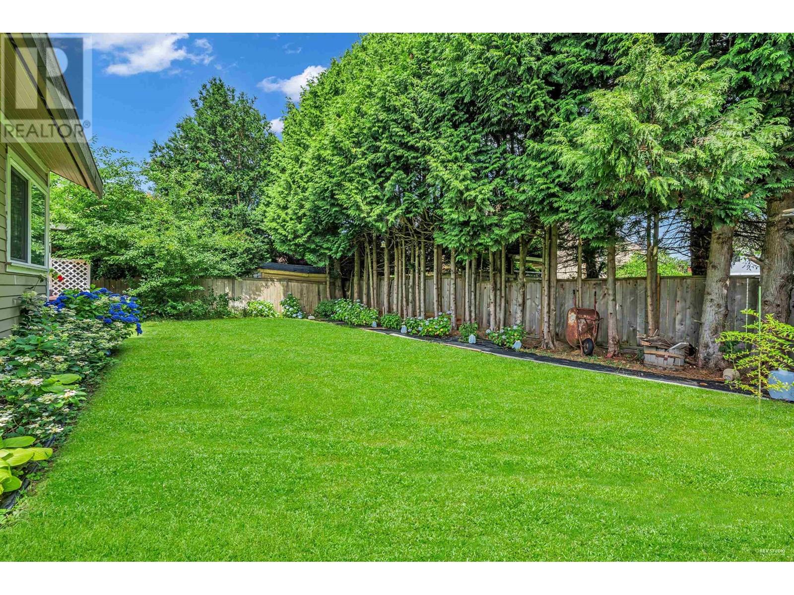Photo 37 of 7331 Lismer Avenue, Richmond BC