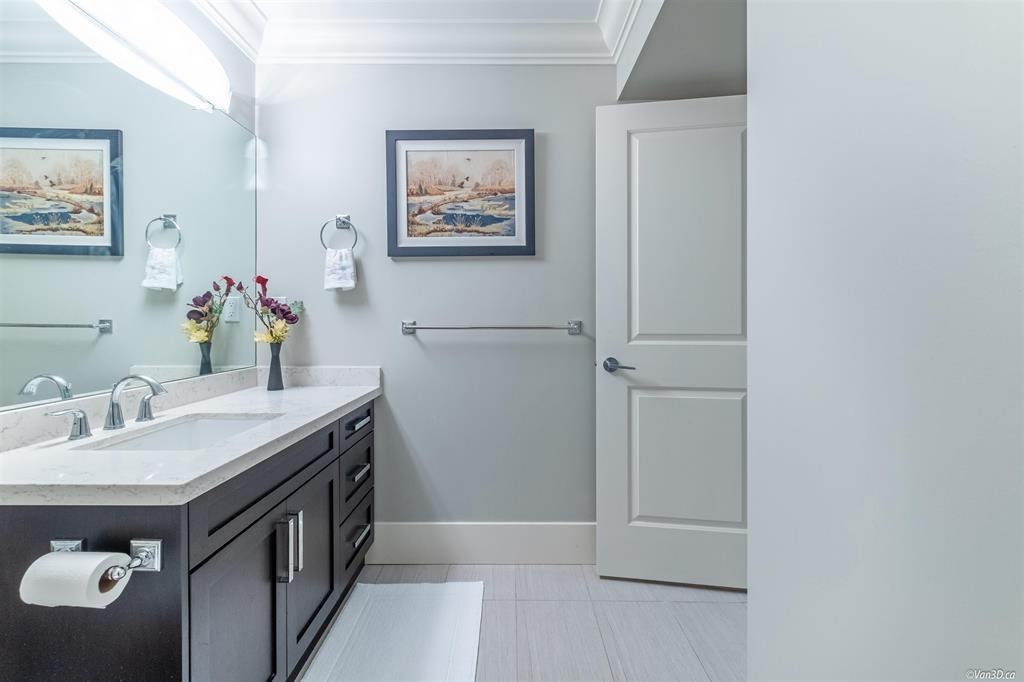Photo 28 of 13632 Blackburn Avenue, White Rock BC