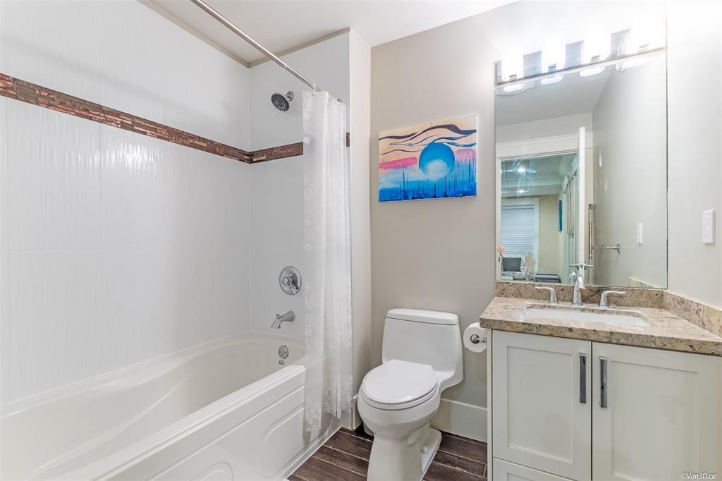 Photo 23 of 13632 Blackburn Avenue, White Rock BC