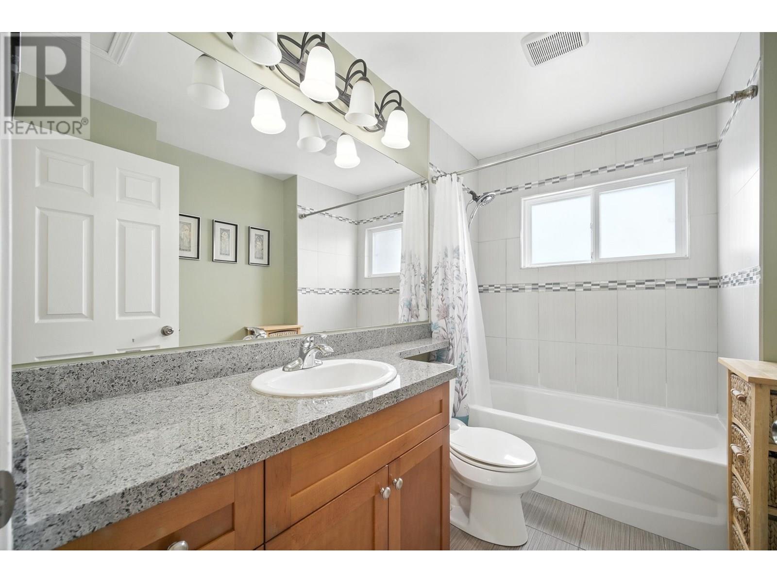 Photo 20 of 966 E 64th Avenue, Vancouver BC