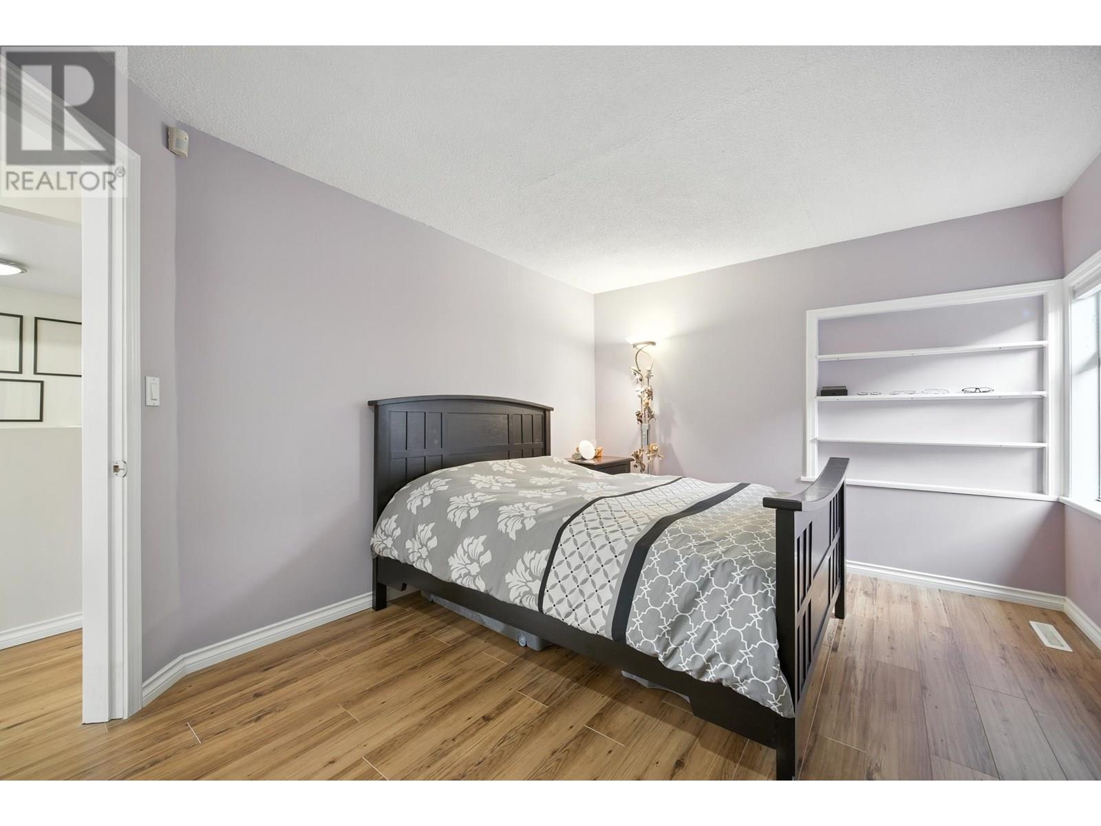 Photo 16 of 966 E 64th Avenue, Vancouver BC