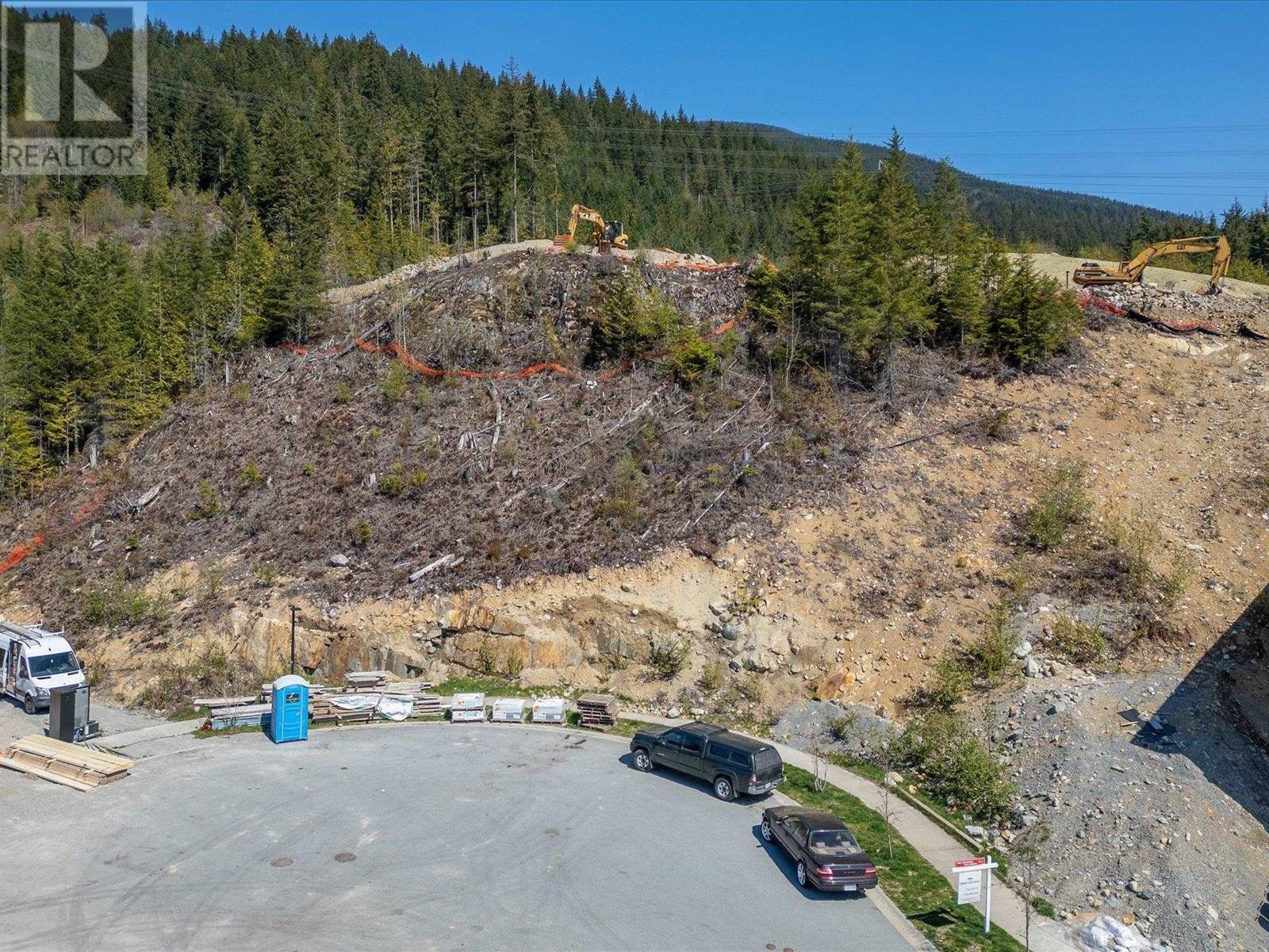34 3385 MAMQUAM ROAD, Squamish