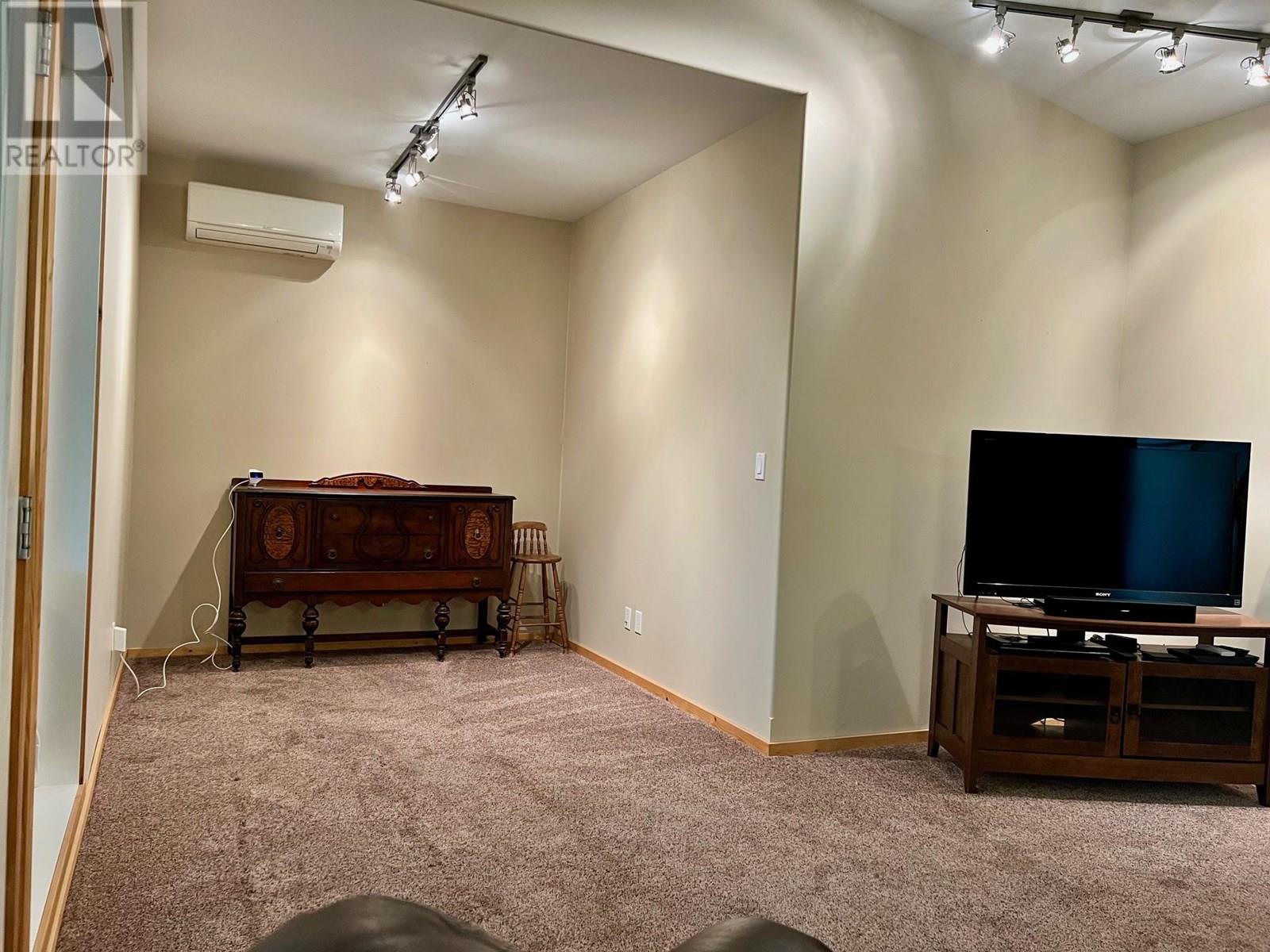 Photo 30 of 802 25th Avenue S, Creston BC