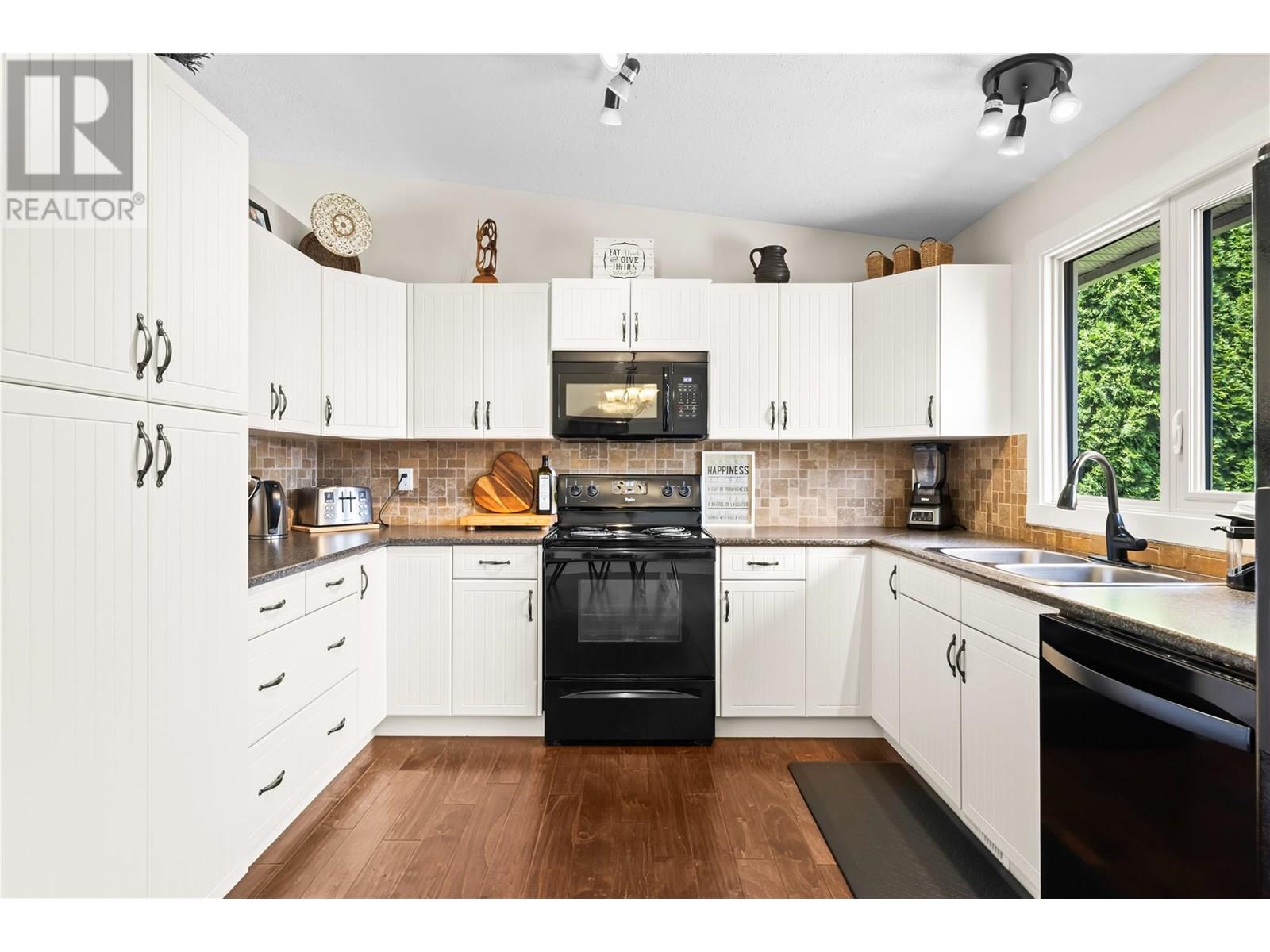  240 Hillaby Avenue, Kelowna