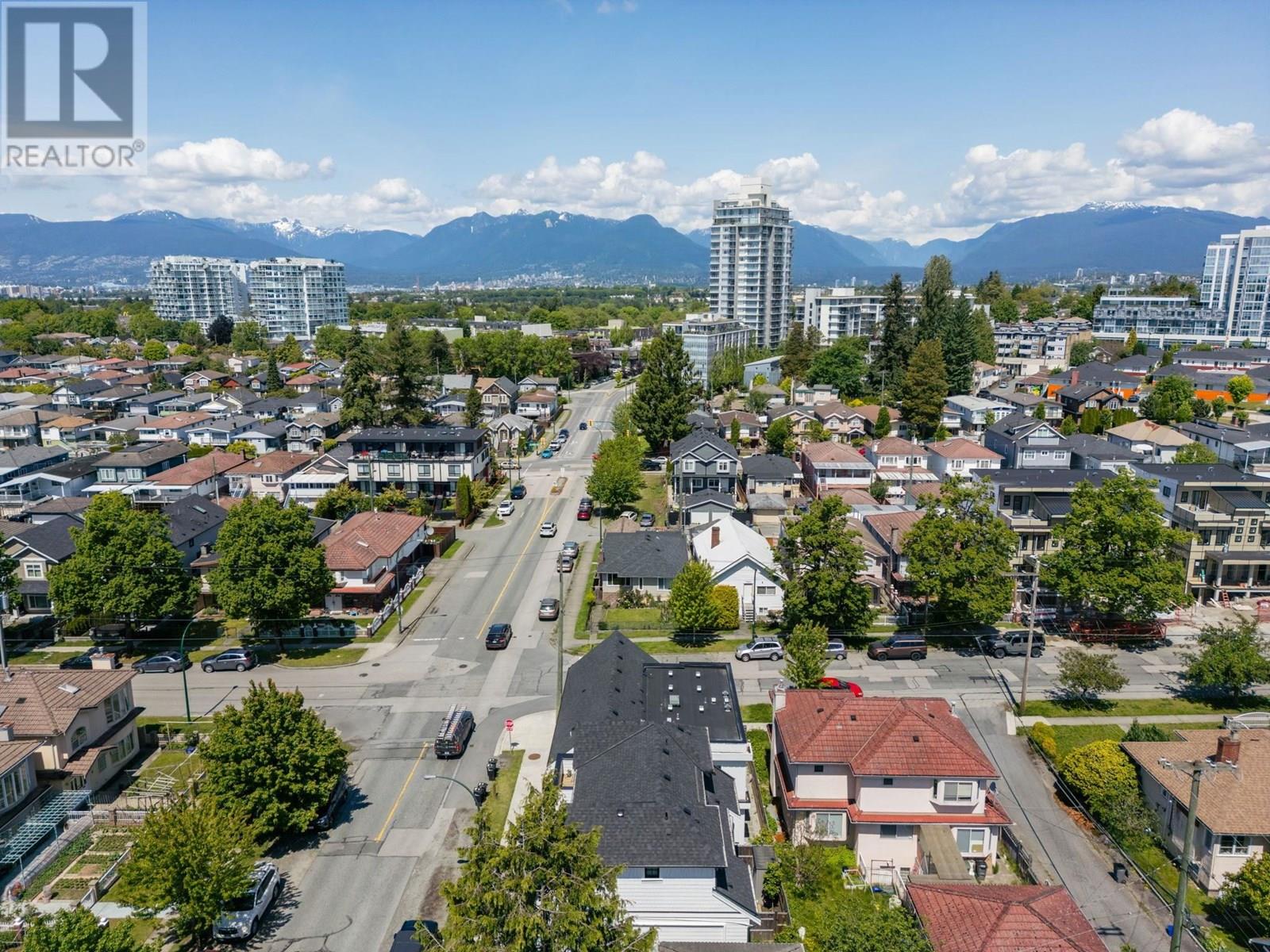 Photo 27 of 5018 Nanaimo Street, Vancouver BC