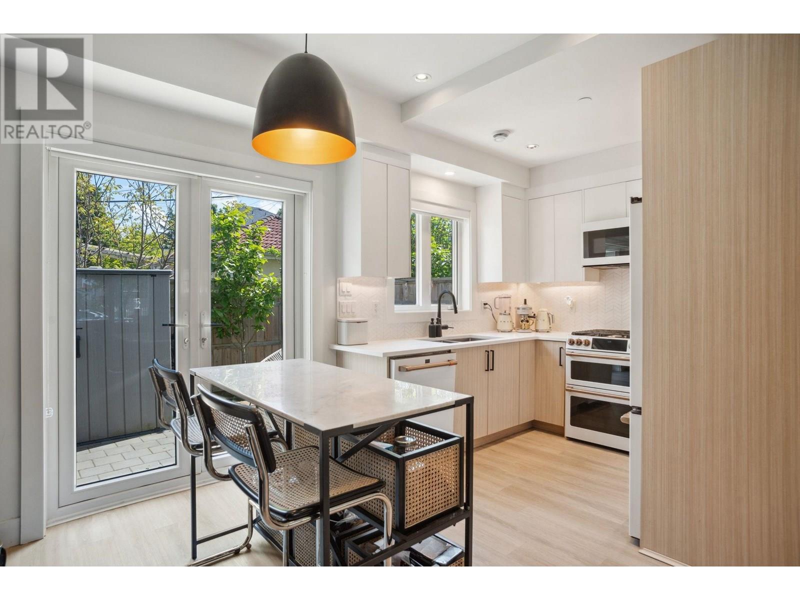 Photo 30 of 5018 Nanaimo Street, Vancouver BC